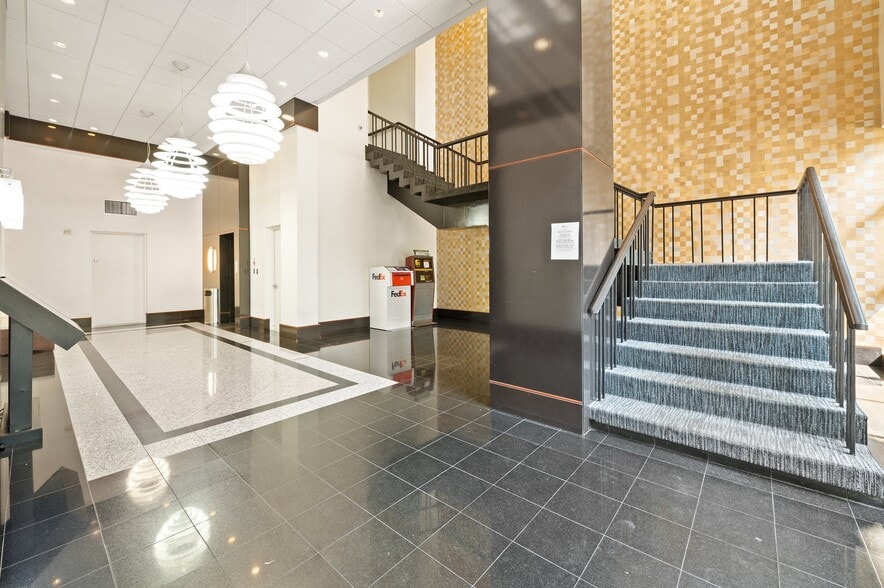 More Photos Of 3800 S Ocean Dr, Hollywood Office For Sale