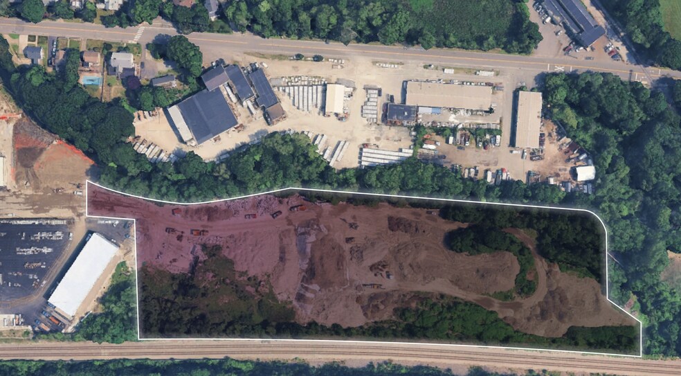 More Photos Of 71 Adams St, Braintree Unknown For Lease