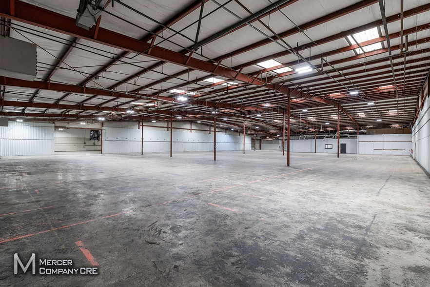More Photos Of 6401-6409 S I 35 Service Rd, Oklahoma City Warehouse For Lease