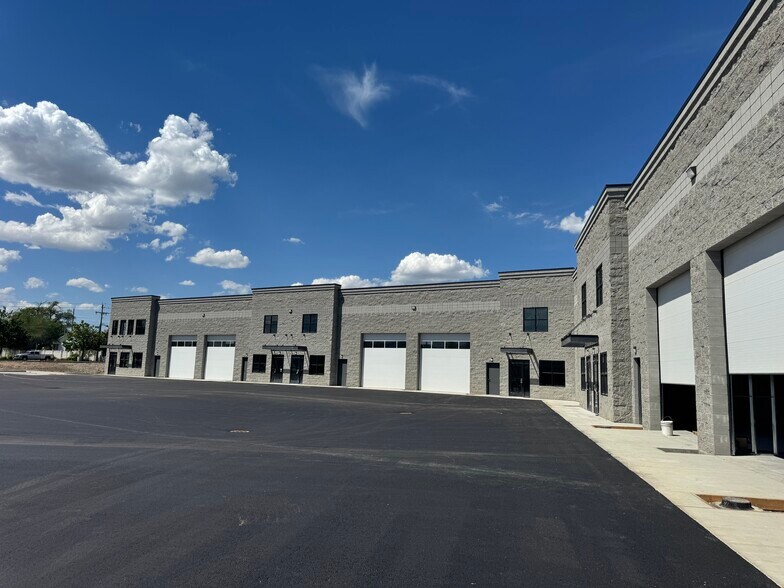 More Photos Of 111 S 700 E, American Fork Warehouse For Lease