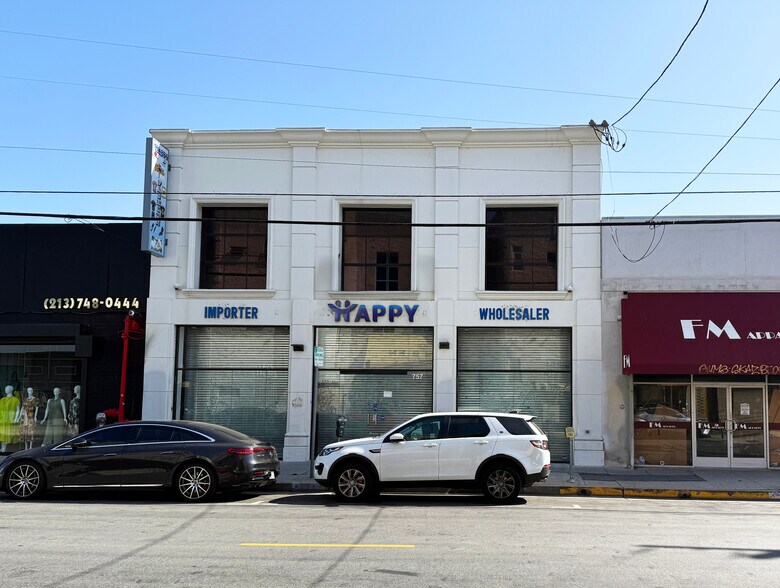 More Photos Of 757 E Pico Blvd, Los Angeles Warehouse For Sale