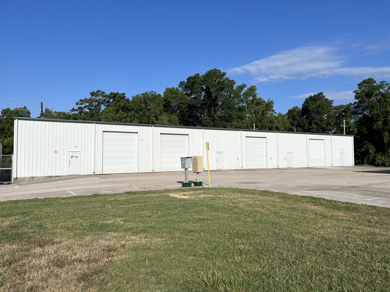 Primary Photo Of 655-600 Riley Fuzzel Rd, Spring Warehouse For Lease