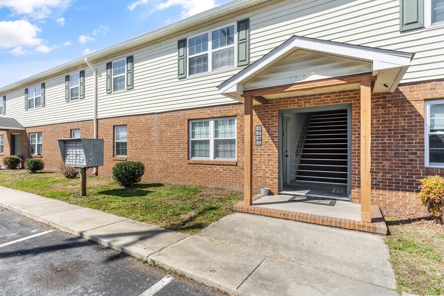 More Photos Of 2322 Indian Dr, Jacksonville Apartments For Sale