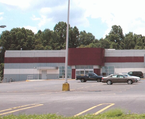 More Photos Of 229-239 Commonwealth Blvd W, Martinsville Freestanding For Lease