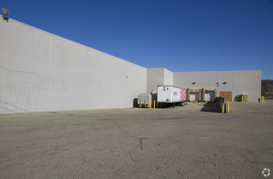 More Photos Of 1300-1428 River Valley Blvd, Lancaster General Retail For Lease