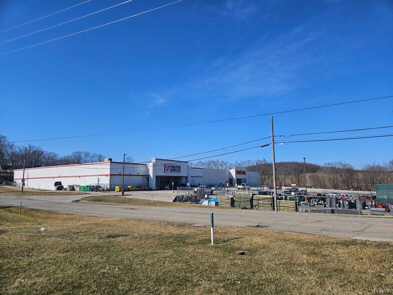 More Photos Of 15977-15981 State Route 170, Calcutta Freestanding For Lease