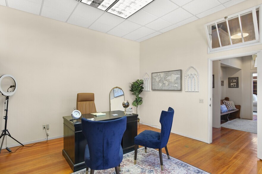 More Photos Of 355 W Las Palmas Ave, Patterson Office Residential For Sale