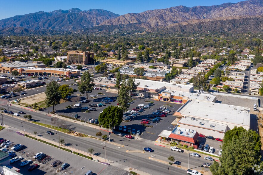 More Photos Of 1335 Huntington Dr, Duarte Drugstore For Lease