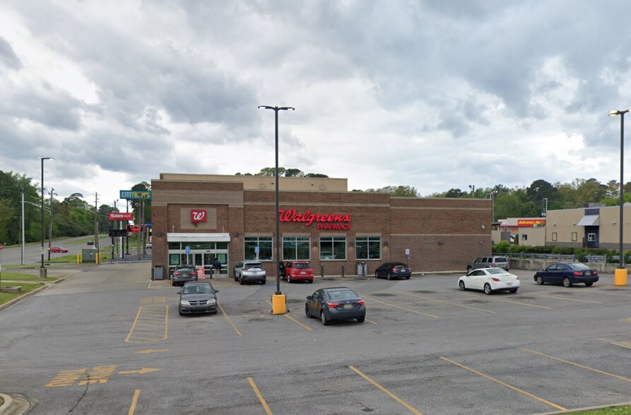 Primary Photo Of 101 Bessemer Super Hwy, Midfield Drugstore For Lease