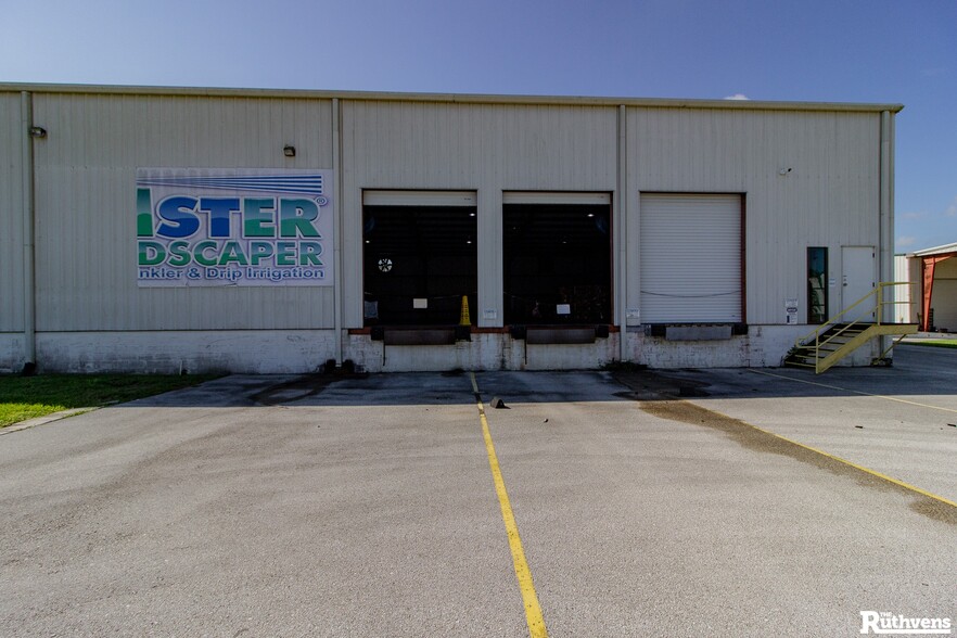 More Photos Of 8400 Lake Trask Rd, Dundee Warehouse For Lease
