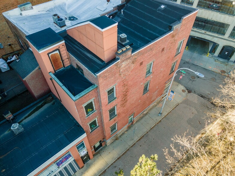 More Photos Of 46 Columbia St, Albany Office For Sale
