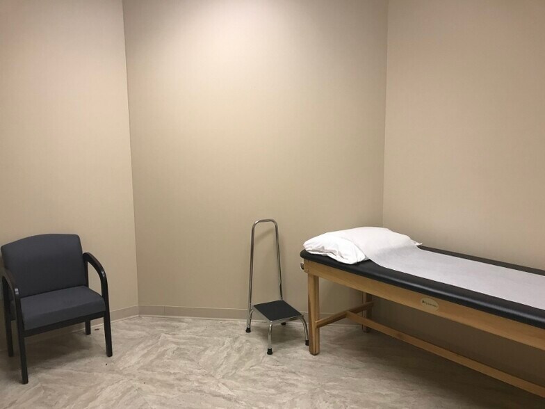 More Photos Of 6840 Peachtree Industrial Blvd, Atlanta Medical For Lease