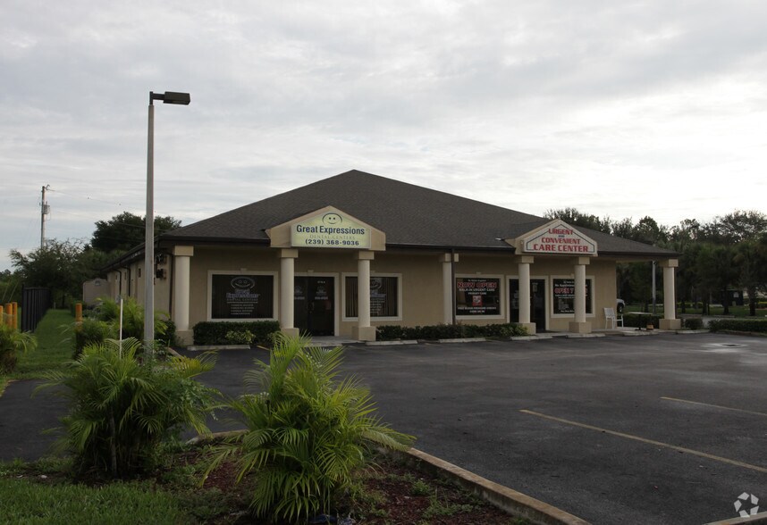 2718 Lee Blvd, Lehigh Acres, FL 33971 Medical Office For Lease
