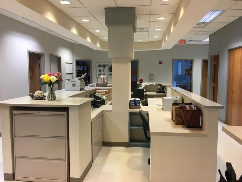 More Photos Of 900 NW 17th Ave, Delray Beach Medical For Sale