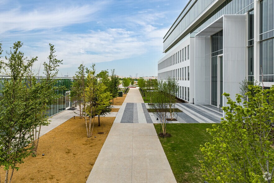 More Photos Of 6275 W Plano Pky, Plano Office For Lease