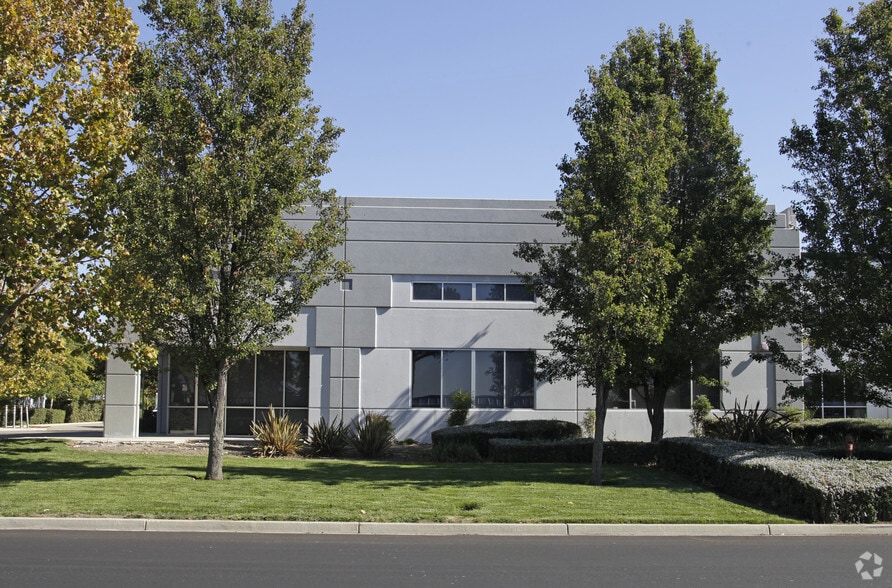 More Photos Of 1813 Rutan Dr, Livermore Warehouse For Lease