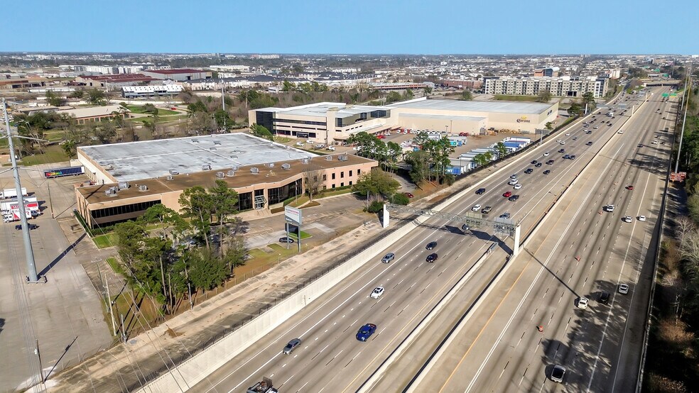 More Photos Of 6869 Old Katy Rd, Houston Flex For Sale