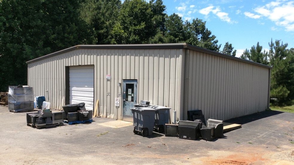 More Photos Of 909 Alston Bridge Rd, Siler City Manufacturing For Sale