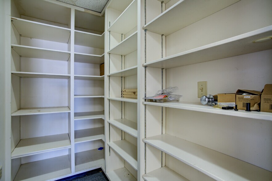 More Photos Of 225 S Academy Blvd, Colorado Springs Office For Sale