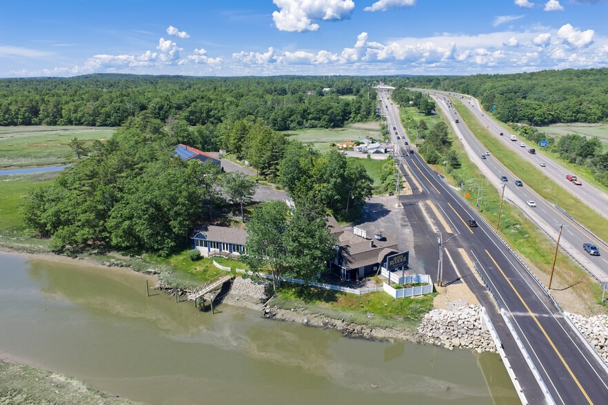 More Photos Of 1335 US ROUTE 1, Yarmouth Restaurant For Sale