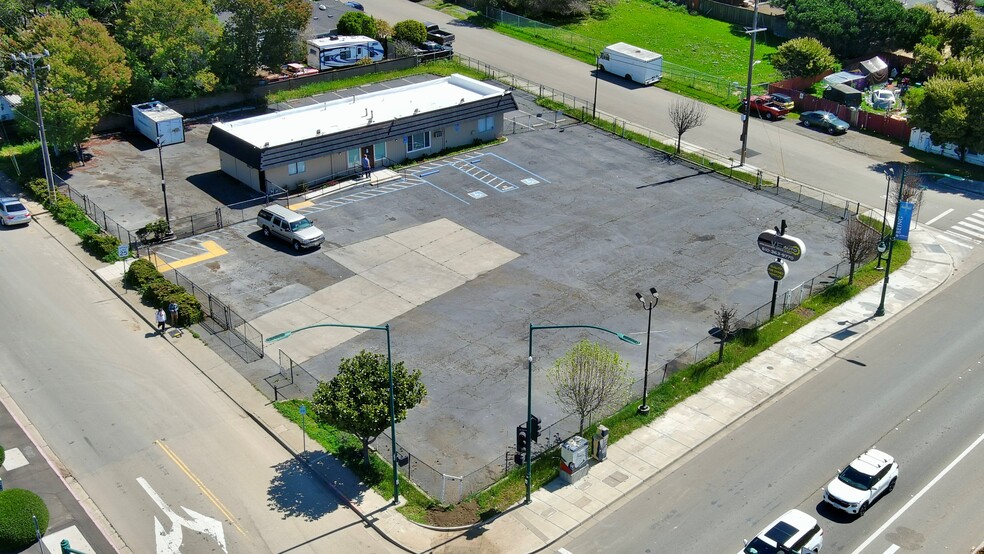 More Photos Of 27572 Mission Blvd, Hayward Auto Dealership For Sale