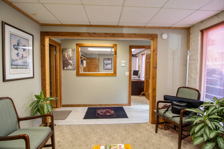 More Photos Of 149 Chesterfield St, Aiken Loft Creative Space For Sale