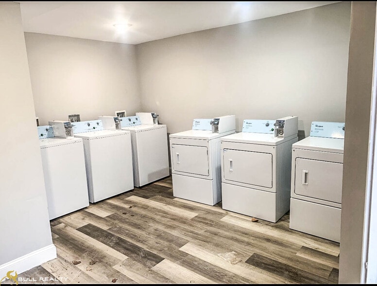 More Photos Of 150 Fairfield Pl NW, Atlanta Apartments For Sale