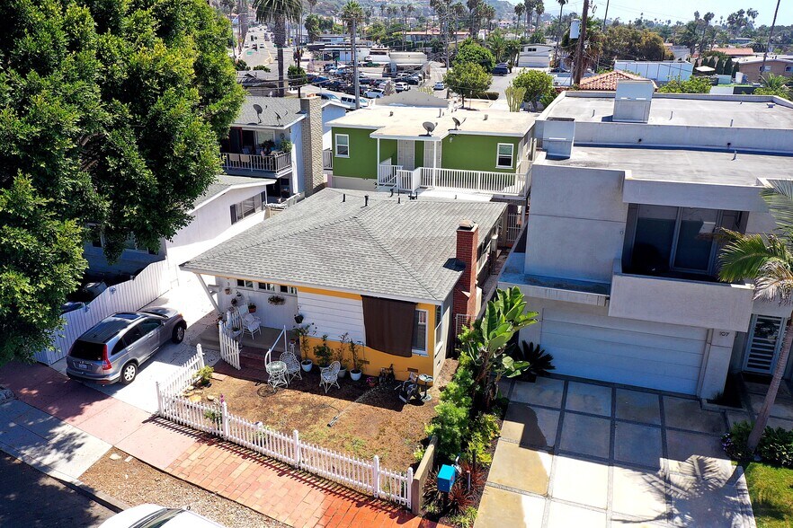 More Photos Of 103 Avenida Aragon, San Clemente Apartments For Sale
