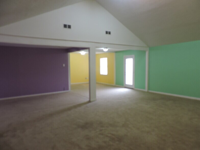 More Photos Of 9602 Fulton St, Houston Office For Lease