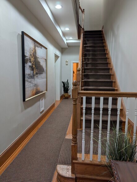 More Photos Of 1115 Massachusetts Ave NW, Washington Office For Lease