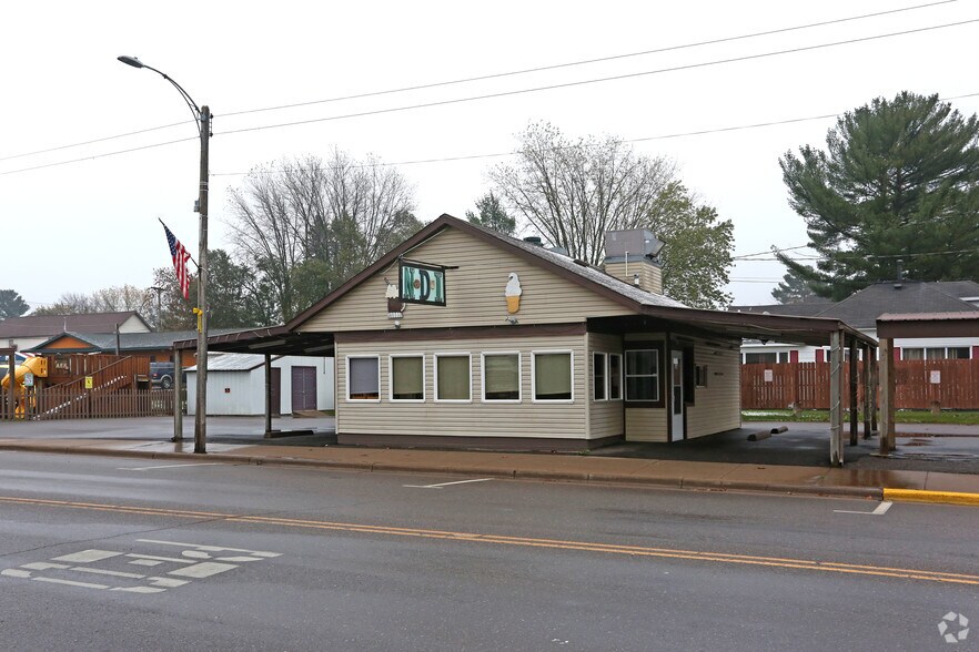 Primary Photo Of 410 2nd St, Chetek General Retail For Sale