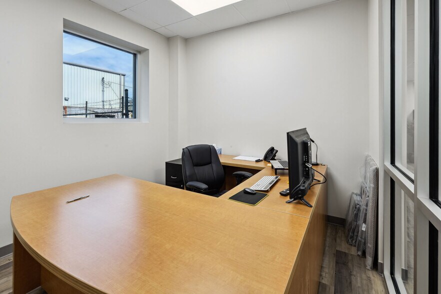 More Photos Of 8321 Lafitte Ct, Chalmette Medical For Sale