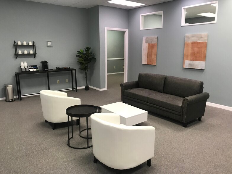 More Photos Of 100 2nd Ave N, Saint Petersburg Office For Lease