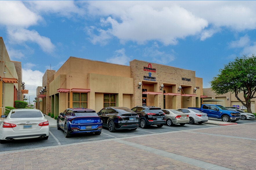 More Photos Of 6123 S Rainbow Blvd, Las Vegas Office For Sale