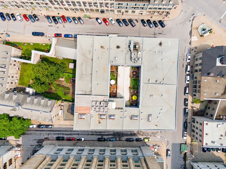 More Photos Of 367 Rue Marguerite-D'youville, Montréal Apartments For Lease