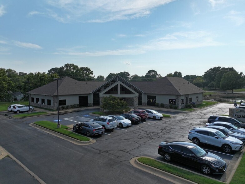 More Photos Of 3025 Fountain Dr, Conway Medical For Lease