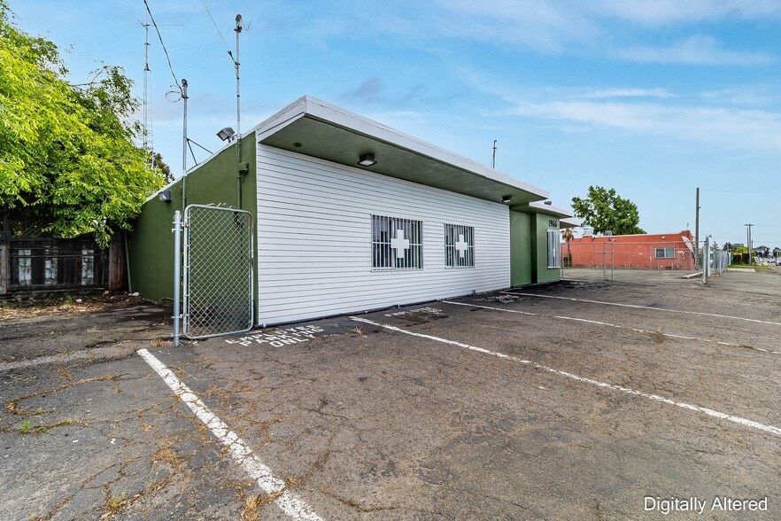 More Photos Of 1966 Broadway St, Vallejo Storefront For Sale