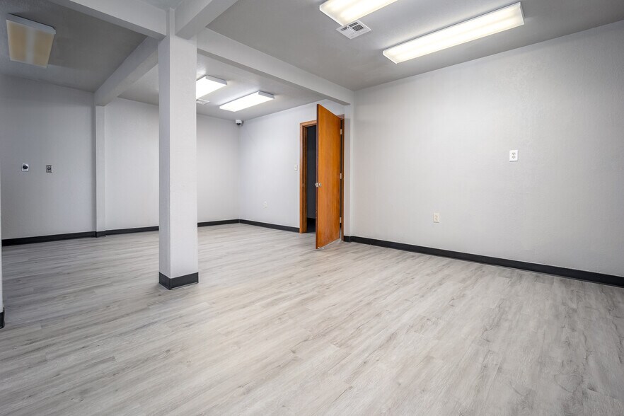More Photos Of 2845 Broce Dr, Norman Office For Sale