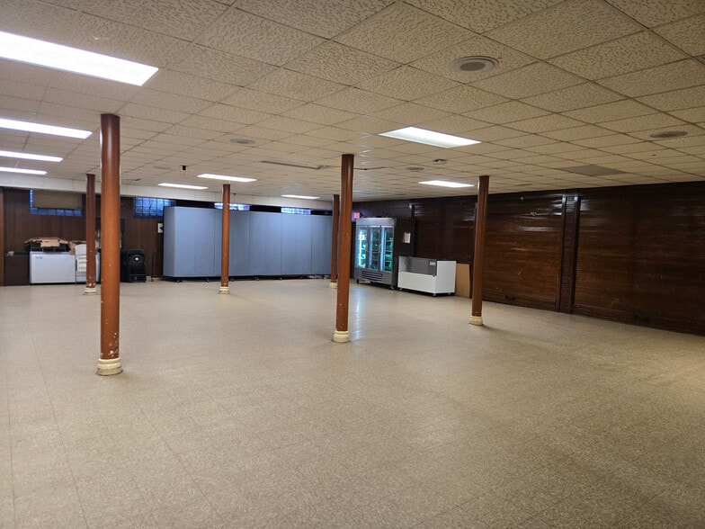 More Photos Of 697 13th Ave NE, Minneapolis Religious Facility For Sale