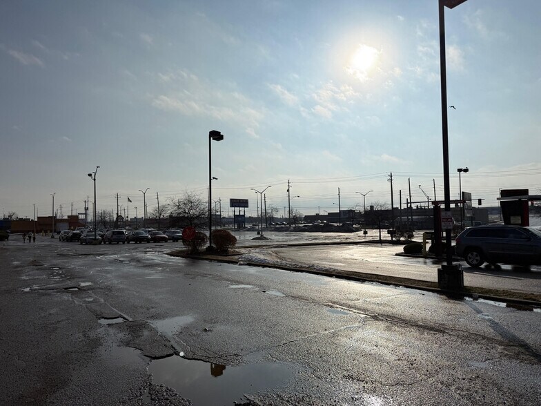 More Photos Of 4633 Northfield Rd, North Randall Freestanding For Sale