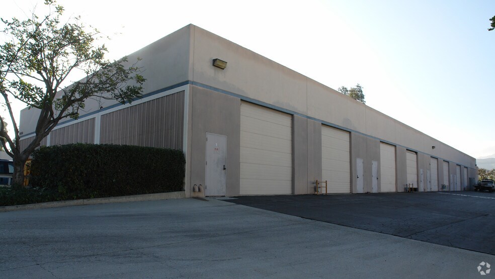More Photos Of 2696 Lavery Ct, Newbury Park Warehouse For Lease