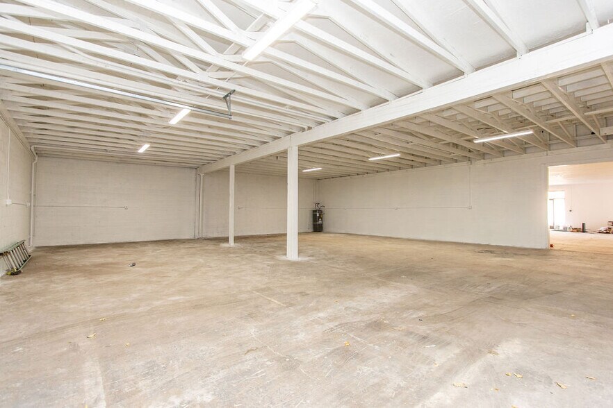 More Photos Of 408 S 1st St, Turlock Warehouse For Sale