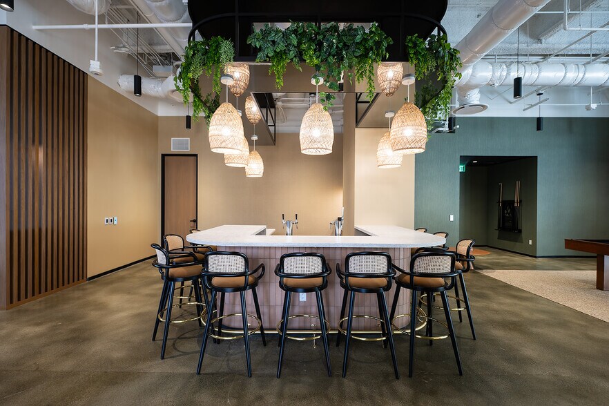 More Photos Of 200 N Pacific Coast Hwy, El Segundo Office For Lease