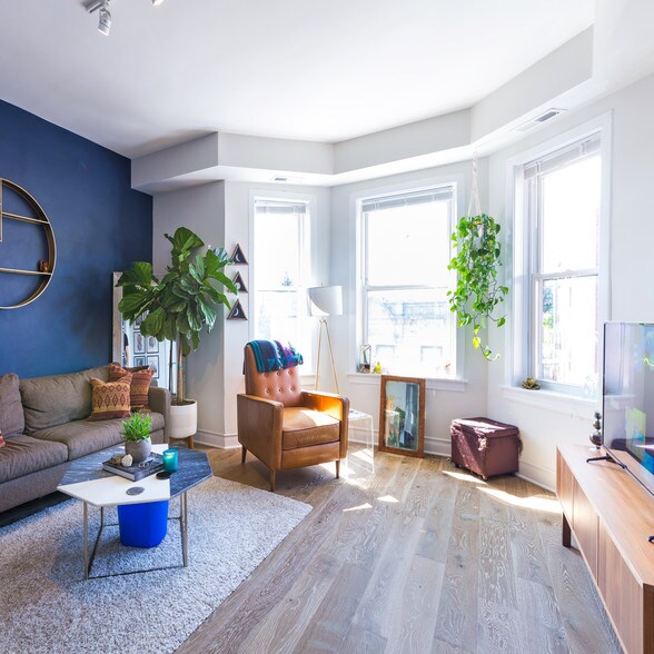 More Photos Of 2535-2543 N California Ave, Chicago Apartments For Lease