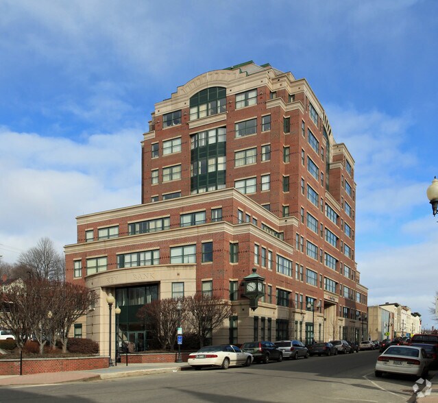 More Photos Of 286 Water St, Augusta Office For Lease