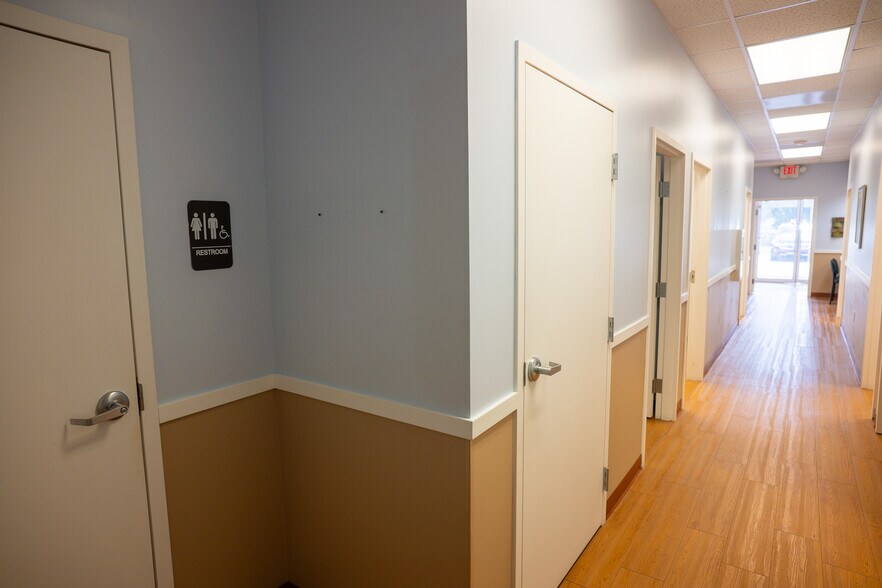 More Photos Of 2439 Country Place Blvd, Trinity Medical For Lease