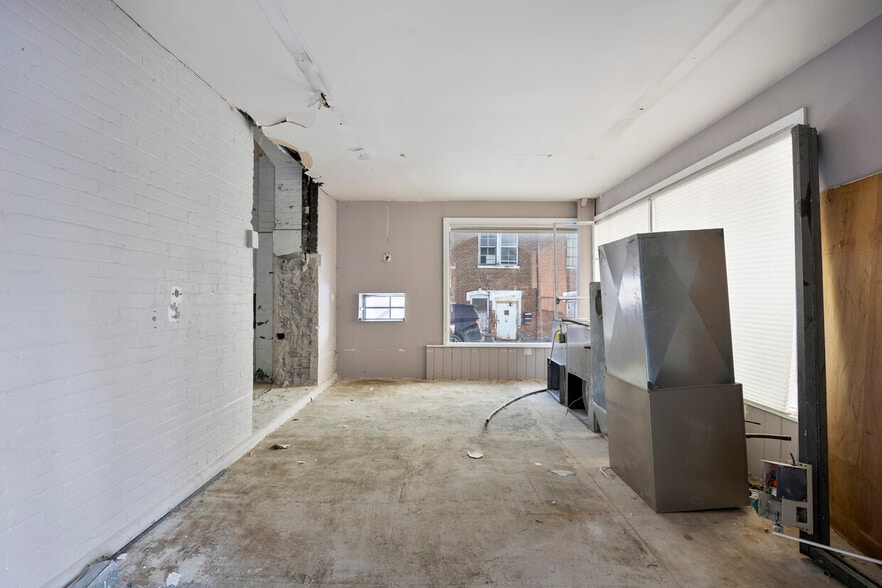 More Photos Of 104-112 Erie Blvd, Schenectady Land For Sale