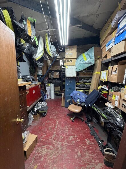 More Photos Of 732 65th St, Brooklyn Industrial For Lease