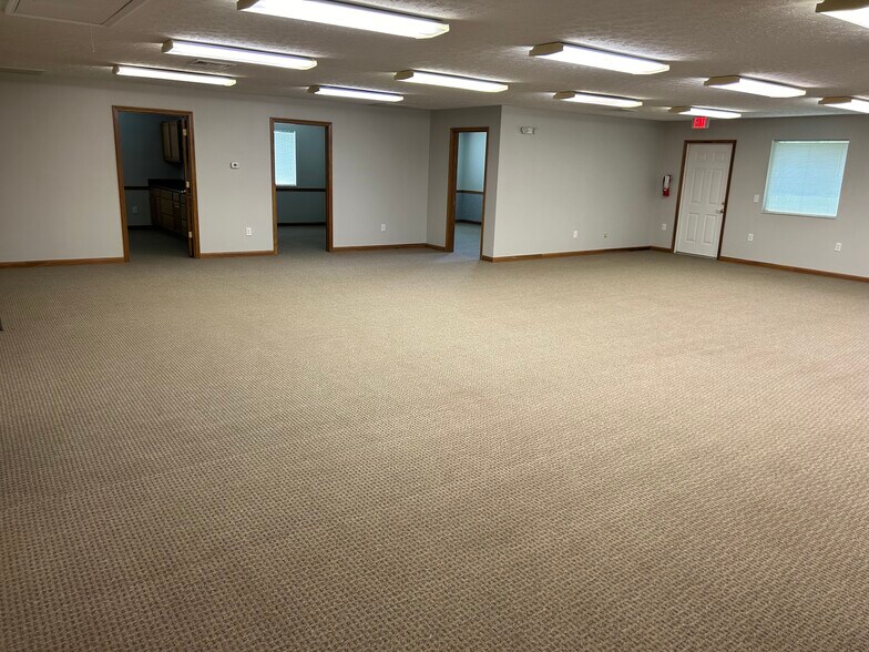 More Photos Of 8517 N Dixie Dr, Dayton Medical For Lease