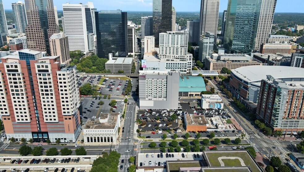 More Photos Of 125 S Brevard St, Charlotte Hotel For Lease